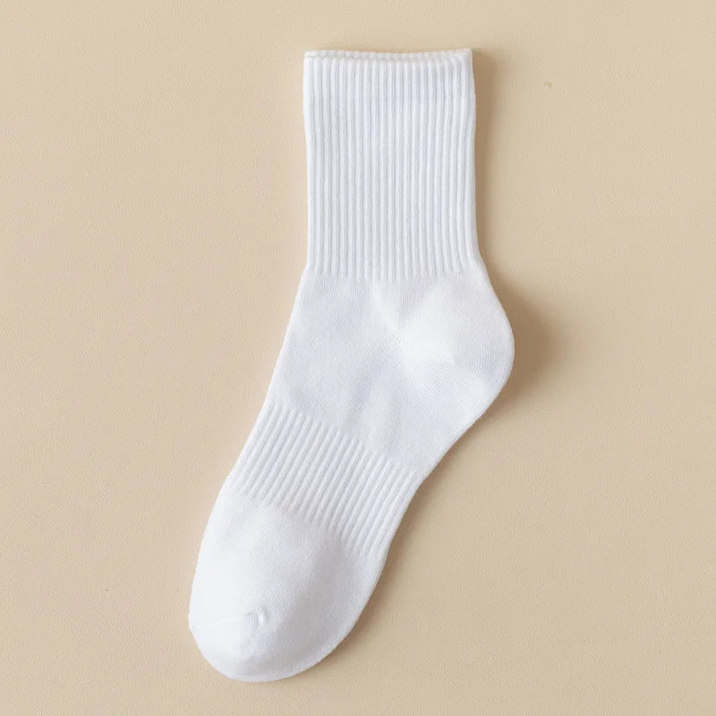 Meias masculinas retro cor sólida café branco cáqui bege respirável meias de algodão casual esporte na moda moda tubo médio meia longa