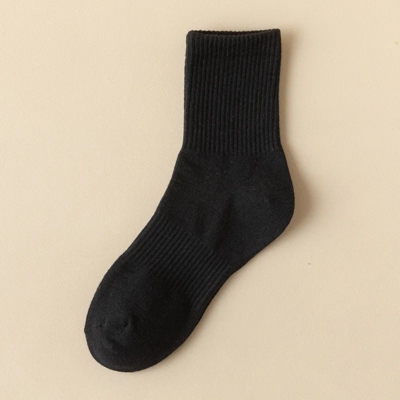 Meias masculinas retro cor sólida café branco cáqui bege respirável meias de algodão casual esporte na moda moda tubo médio meia longa